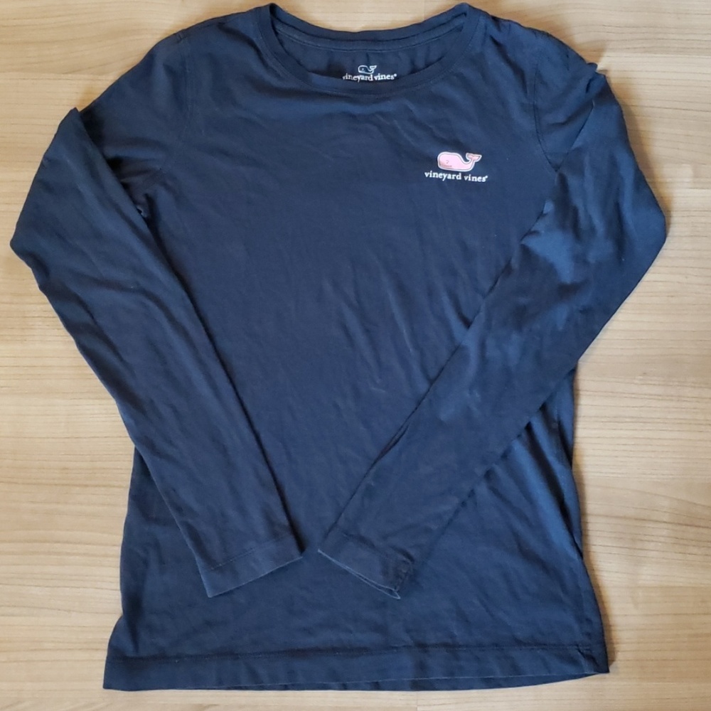 Vineyard Vines Women's Long Sleeve T with logo